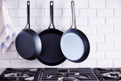 4---BK_BlackSteel_Frypans_Lifestyle_20_1