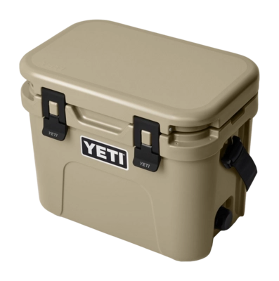 3---site_studio_hard_goods_Roadie_15_Tan_3qter_Closed_8192_Primary_B_2400x2400_855fb285-ffd3-470b-9907-1f45d1278284