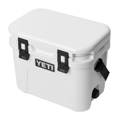 4---site_studio_hard_goods_Roadie_15_White_3qter_Closed_8184_Primary_B_2400x2400_7ed795f8-b72f-473e-b4ee-c162b549e3f3