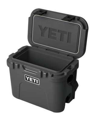 5---site_studio_hard_goods_Roadie_15_Charcoal_3qter_Open_8196_Primary_B_2400x2400_95d3f53b-7312-4374-b503-5a4b8ae6e396