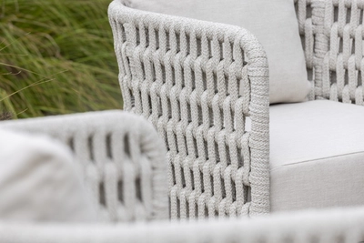 2024 Borek aluminium belt Rapallo lounge chair chalk white-taupe 6632 (detail)