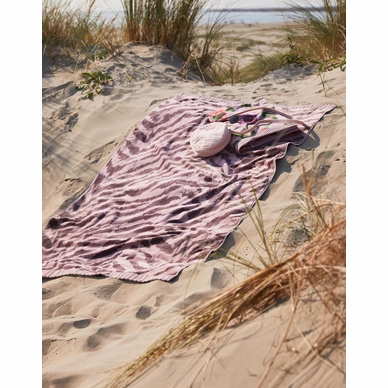 Belen_Beach_towel_Woodrose_401608_204_484_LR_S1_P_2