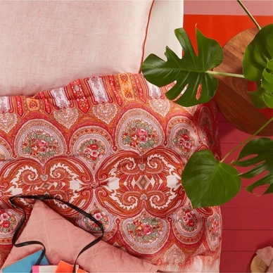 CONIMG_Paisley_Pink-01_Mood_Large.jpg_20191002103032