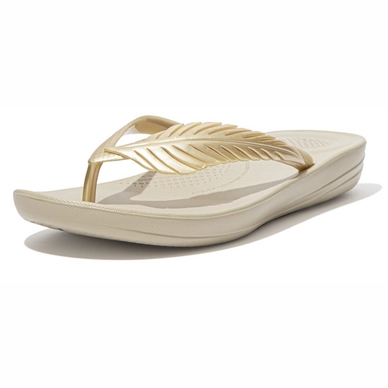 FitFlop Women Iqushion Feather Flip-Flops Onlybrands