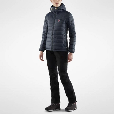 Expedition_Pack_Down_Hoodie_W_86122-560_C_MODEL_FJR