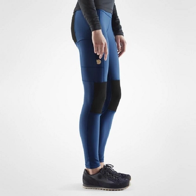 F89586_SS19_srrb_abisko_trekking_tights_w_fjaellraeven_21
