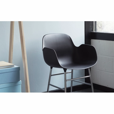 Form chair