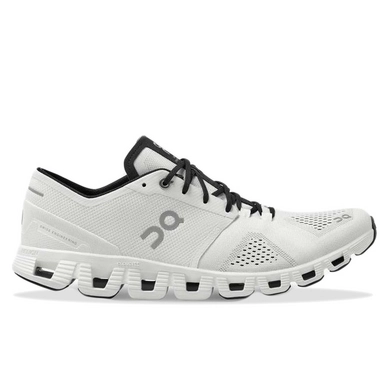 Chaussures de Course On Running Men Cloud X White Black