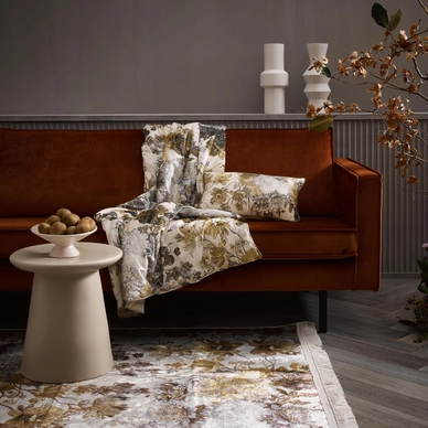 MAILY_OLIVE_CUSHION_SFEER_02_LR