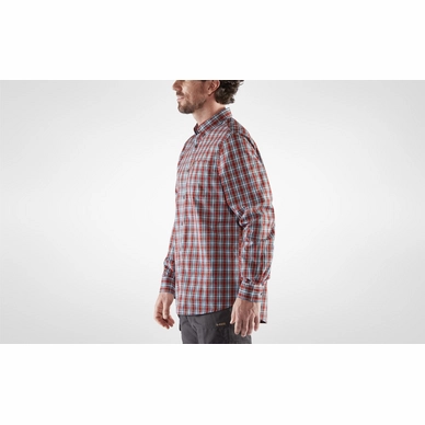 Ovik_Shirt_LS_M_82604-325_E_MODEL_FJR