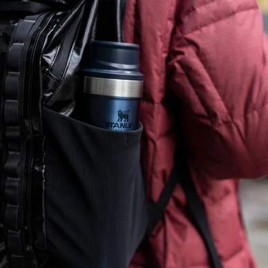 Stanley - The Trigger-Action Travel Mug - Lifestyle Images - 6