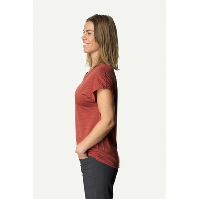 Ws-Activist-Tee_Deep-Red_137874_A75_P_S_1517_C_low