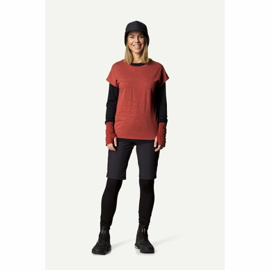 Ws-Activist-Tee_Deep-Red_137874_A75_S_0578_C_low
