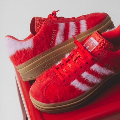 adidas Women Gazelle Bold Better Scarlet / Bliss Lilac / Gold Metallic 25 |  Sneaker District COM