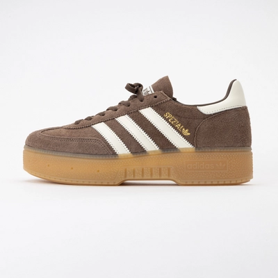 ヴィバーグ　ベージュ スエード 　ジップ　Size9 Adidas Women Handball Spezial Bold Earth Strata / Off White / Gum