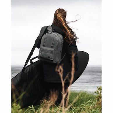 AEra16LBackpack_GNEISS_f8f8f106-2e13-411d-bd76-8698bc902843
