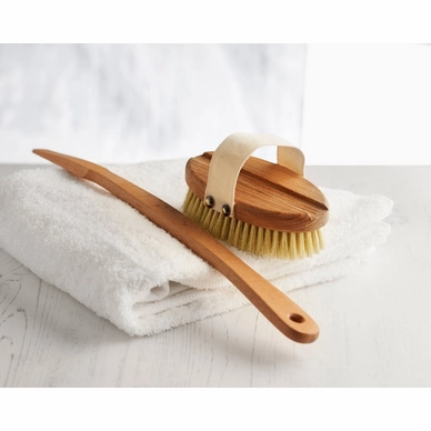 bathbrush-wooden-uk[4]