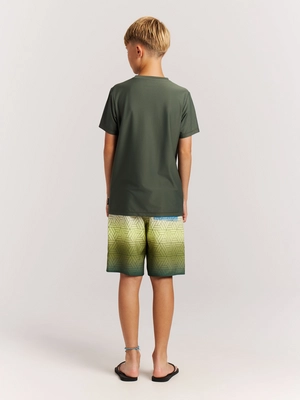 7---71861003_855_model_back-full_01