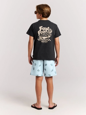 8---71861009_789_model_back-full_01