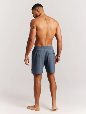 8---71761009_396_model_back-full_01