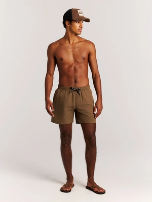 4---71761016_273_model_front-full_01