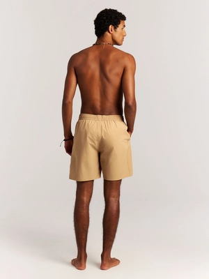 8---2719400_371_model_back-full_01
