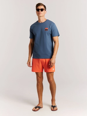 7---71761017_917_model_front-full_02