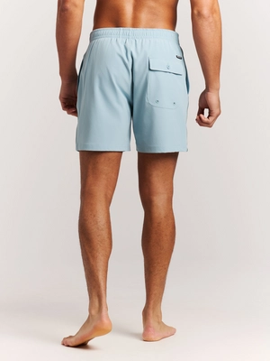 8---71761018_789_model_back-half_01