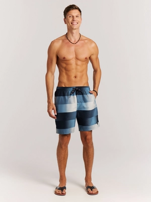 4---71761002_906_model_front-full_01