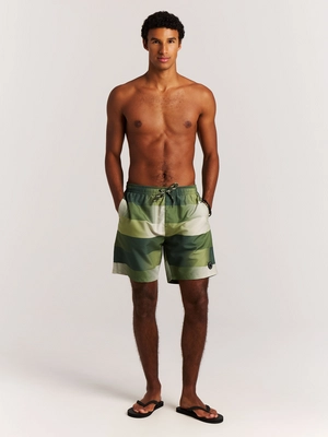 4---71761002_855_model_front-full_01
