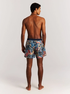 8---71761014_371_model_back-full_01
