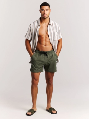 5---71751045_855_model_front-full_02
