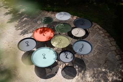 Bijzettafel Buiten Houe Eyelet Tray Table Lemon Zest Ø 45 cm | Etrias.nl