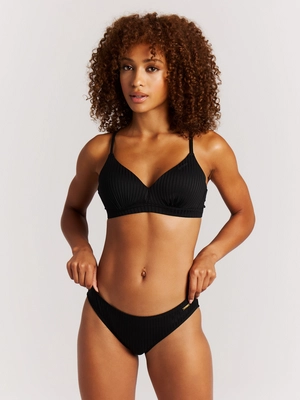 5---72661023_290_model_front-half_01