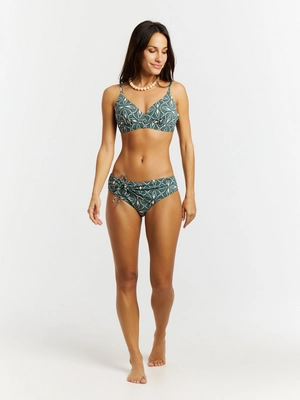 4---72661095_477_model_front-full_01