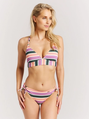 5---72661098_843_model_front-half_01