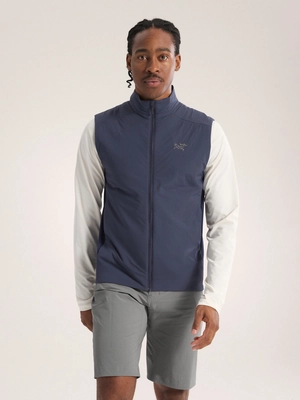 3---S26-X000009559-Atom-Vest-Black-Sapphire-Front-View