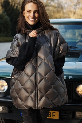 7---websize_Shot11_1465_Deblon_FW25