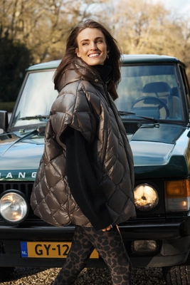 9---websize_Shot11_1486_Deblon_FW25