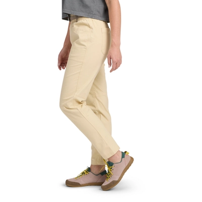 3---750156_2019_W_Ethos_Pants_White_Oak_03