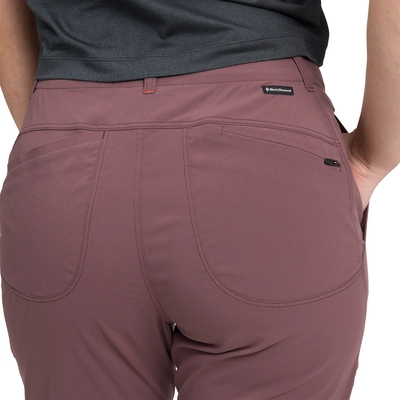 4---750161_6052_W_Pursuit_Pants_Fig_07