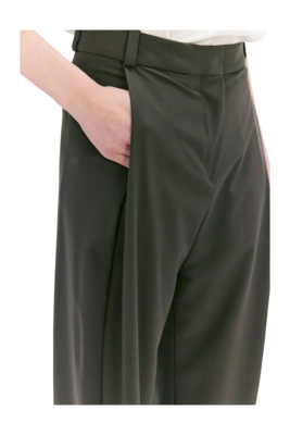 3---Sandi_light_ELvine_pants_shelter_green-1762-1_75e03ebc-9088-4ce8-a84f-56f65250959d