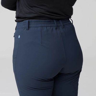 8------Abisko_Winter_Stretch_Trousers_W_87174-555_I_MODEL_2111