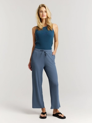 4---46661001_396_model_front-full_01