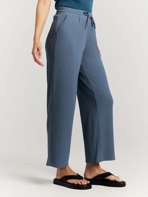5---46661001_396_model_front-half_01