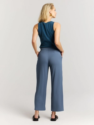 6---46661001_396_model_back-full_01