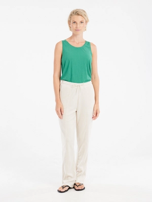 4---46651006_106_model_front-full_01