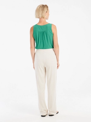 6---46651006_106_model_back-full_01