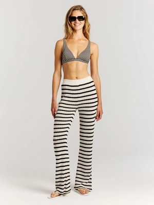 46661003_106_model_front-full_02