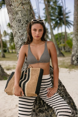8---Protest_S26_P_S_Women_Tahiti_15